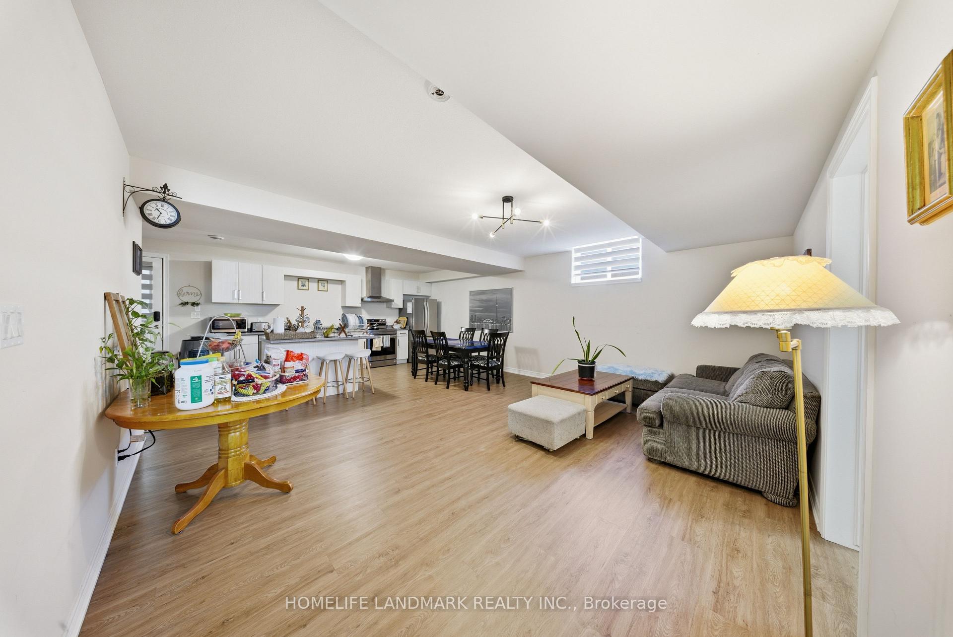 Photo 27 of 49 Monarch Street, Welland, Coyle Creek — HOMEH
