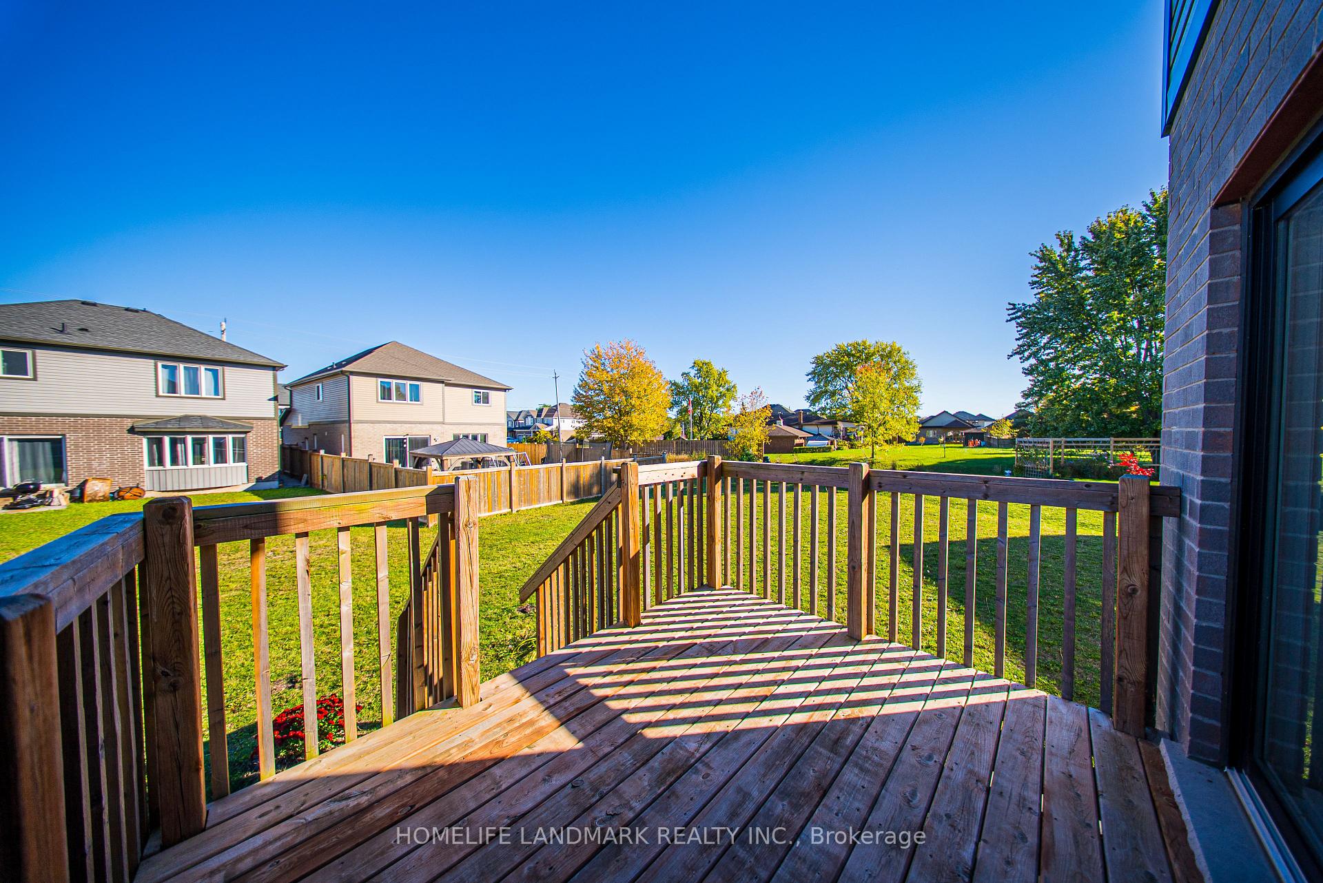 Photo 31 of 49 Monarch Street, Welland, Coyle Creek — HOMEH