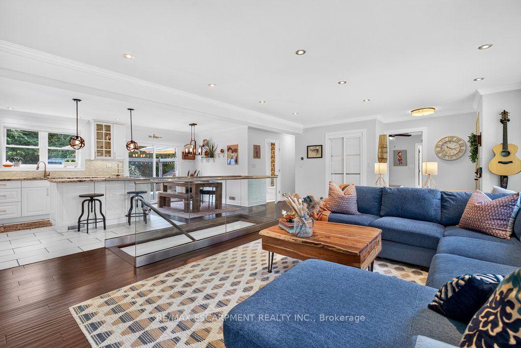 Photo 9 of 825 King Road, Burlington, LaSalle — HOMEH