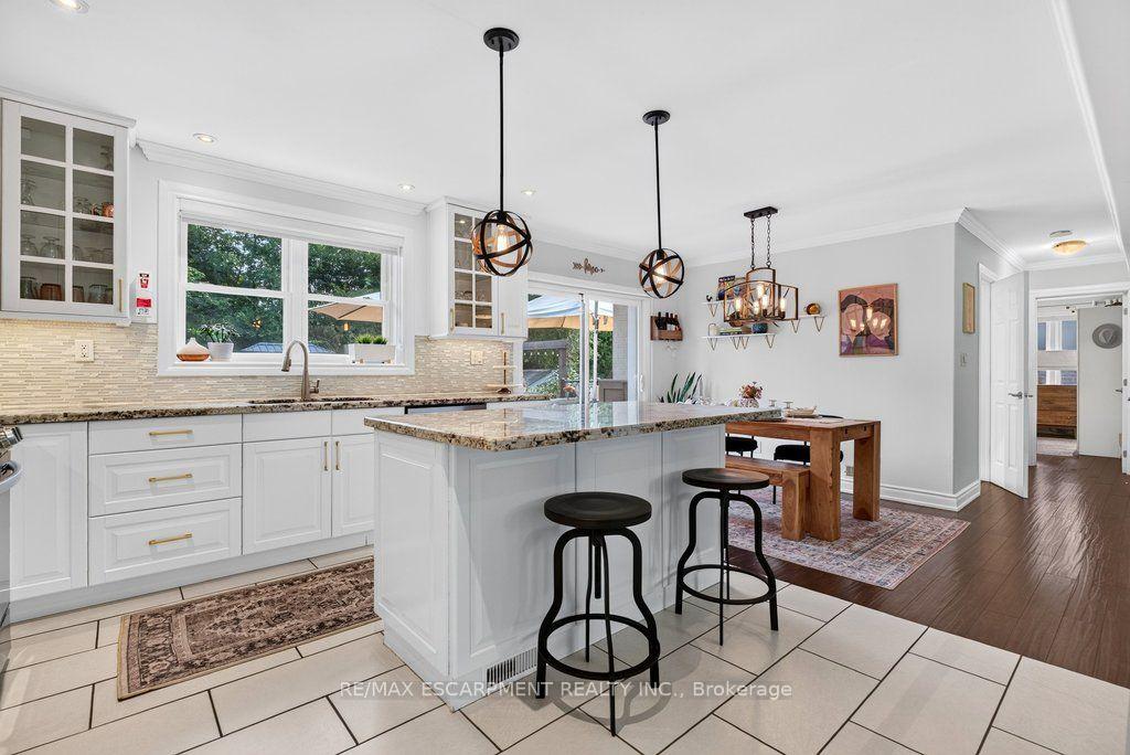 Photo 15 of 825 King Road, Burlington, LaSalle — HOMEH