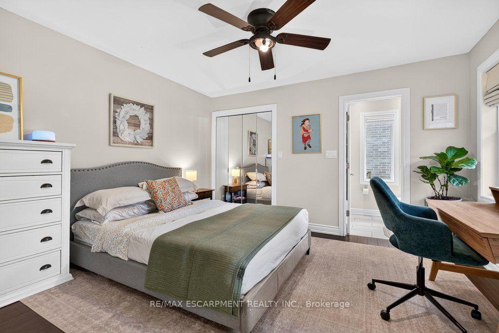 Photo 23 of 825 King Road, Burlington, LaSalle — HOMEH