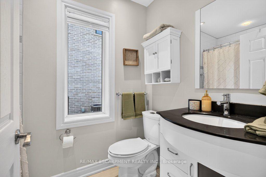 Photo 25 of 825 King Road, Burlington, LaSalle — HOMEH