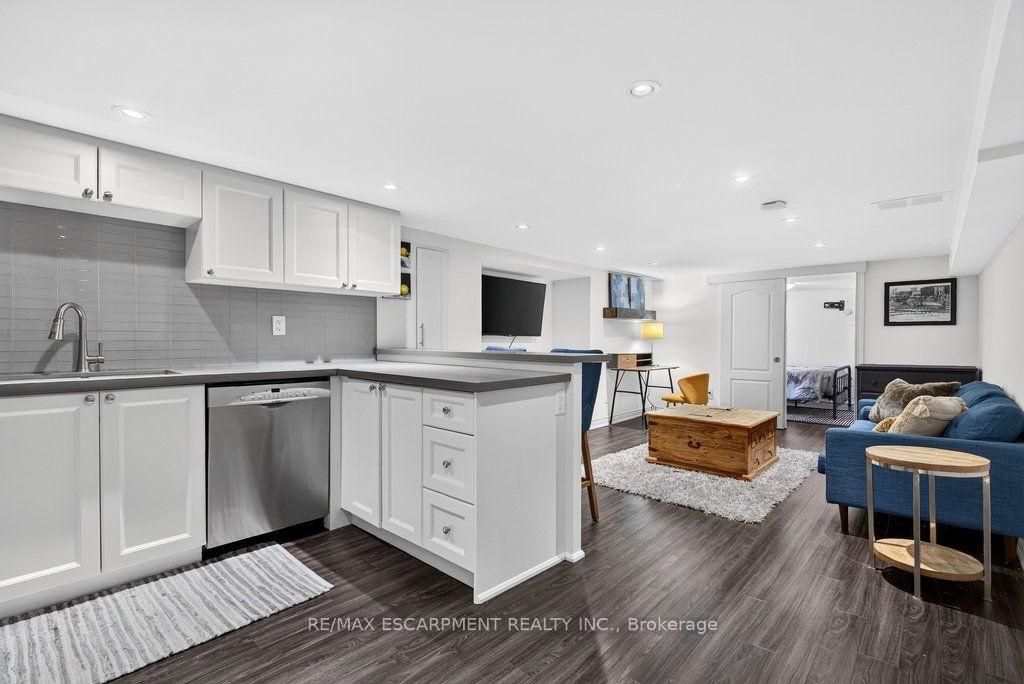 Photo 33 of 825 King Road, Burlington, LaSalle — HOMEH
