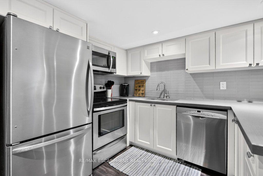 Photo 36 of 825 King Road, Burlington, LaSalle — HOMEH