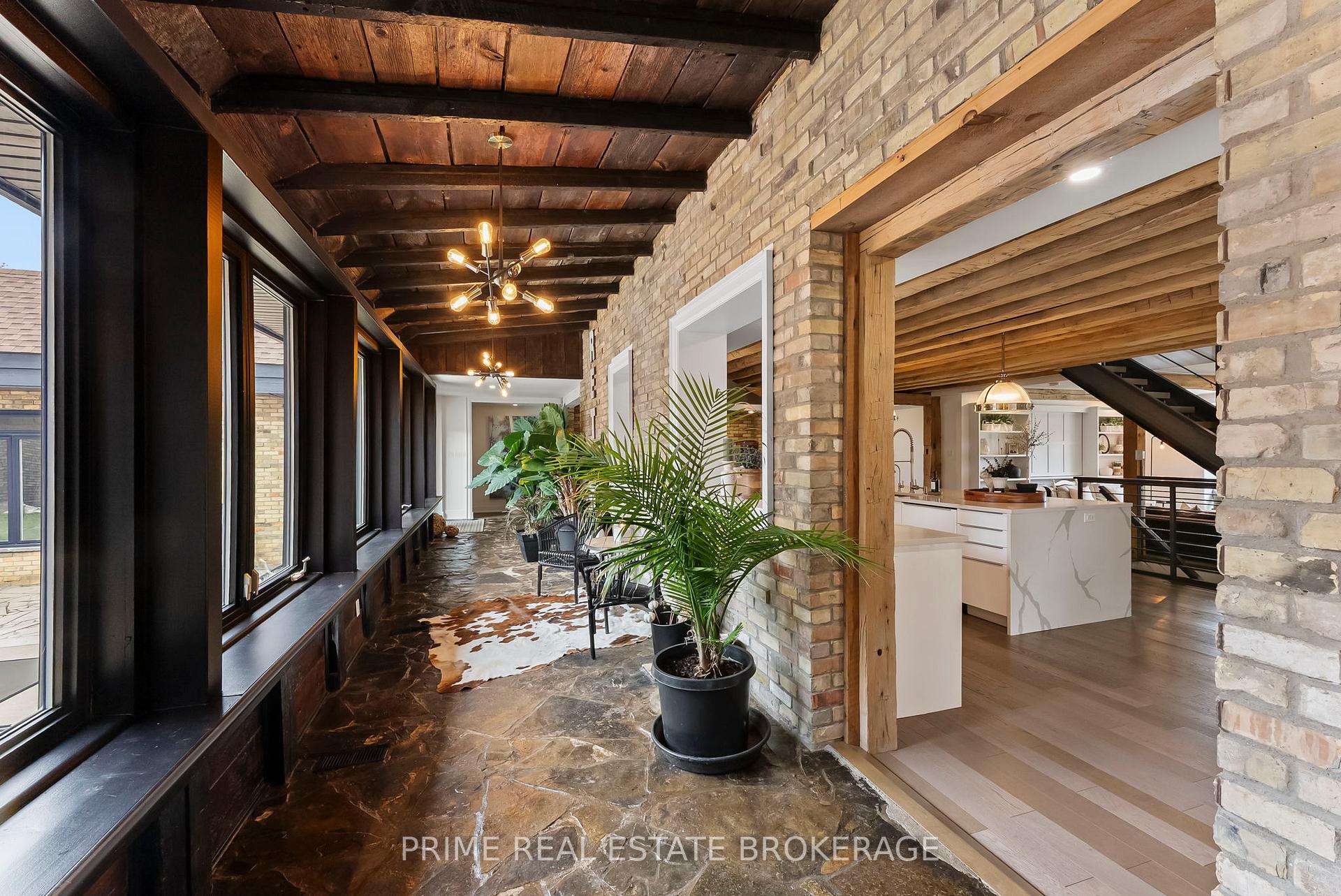 Photo 9 of 10096 Charlton Drive, Middlesex Centre, Rural Middlesex Centre — HOMEH