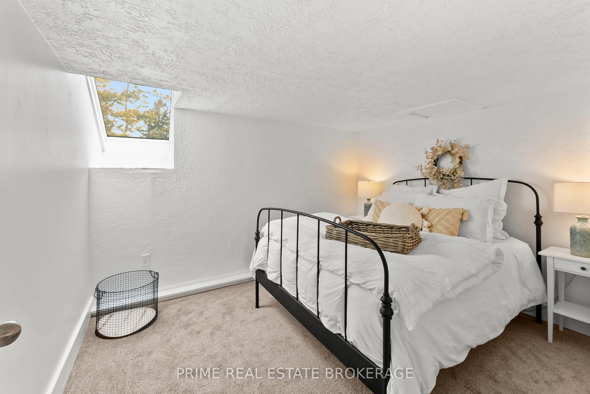 Photo 40 of 10096 Charlton Drive, Middlesex Centre, Rural Middlesex Centre — HOMEH