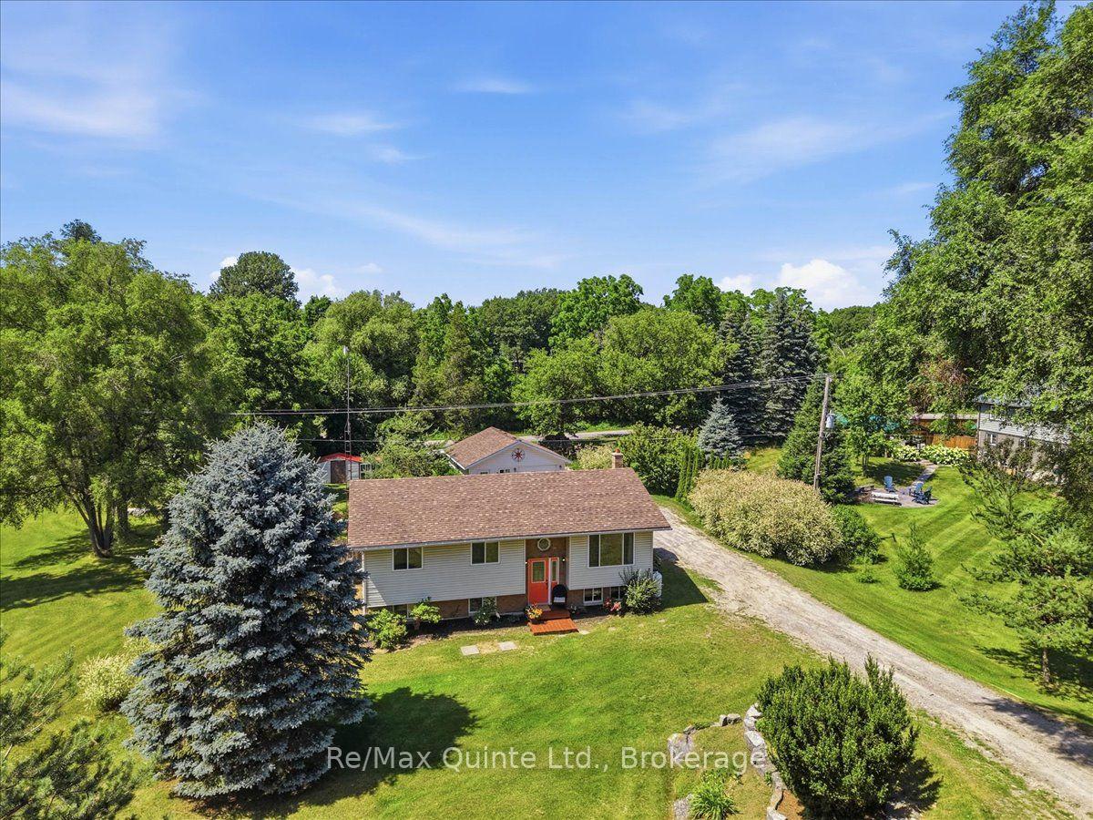 Photo 4 of 50 County Road 18, Prince Edward County, Athol Ward — HOMEH