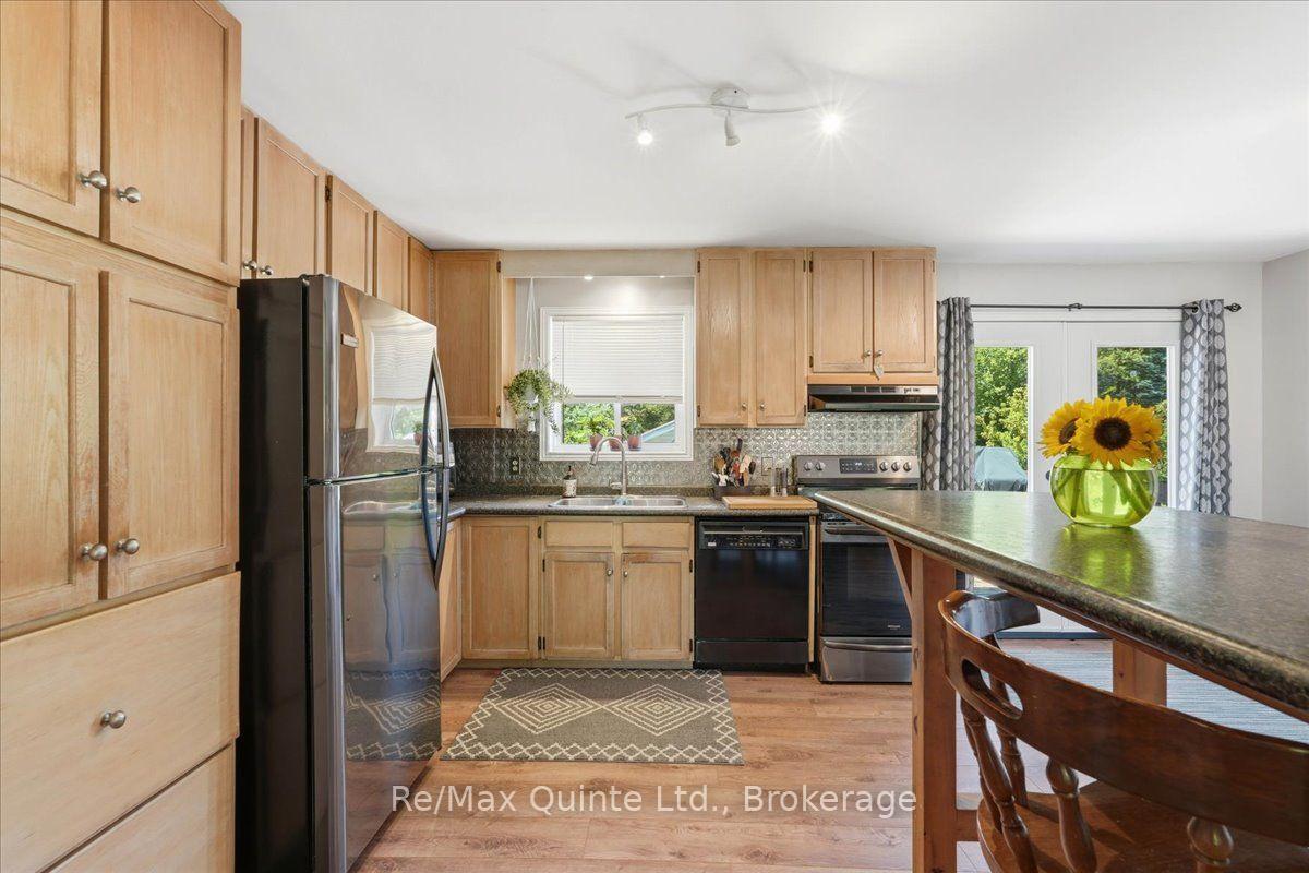Photo 8 of 50 County Road 18, Prince Edward County, Athol Ward — HOMEH