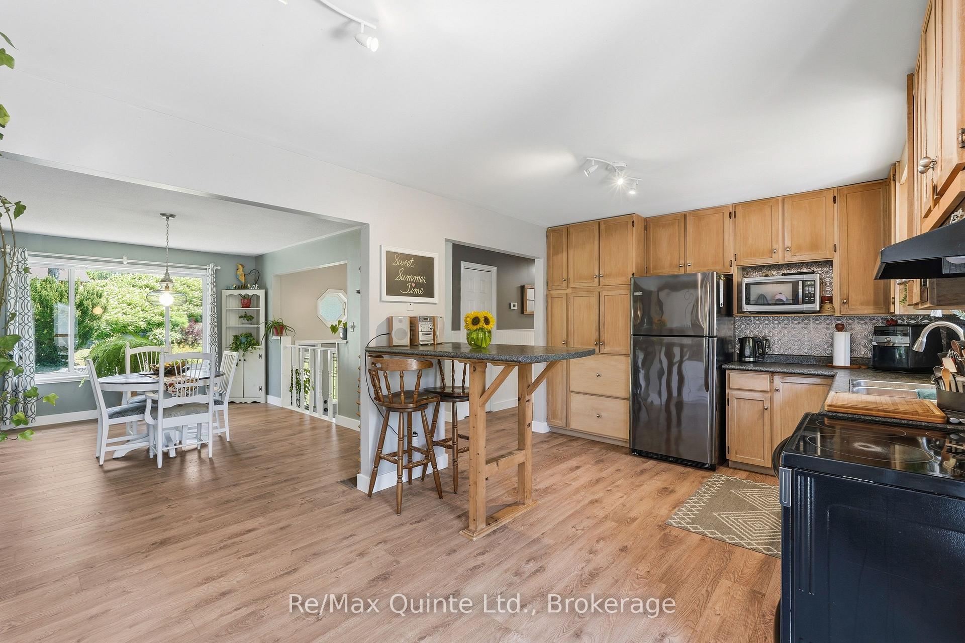 Photo 12 of 50 County Road 18, Prince Edward County, Athol Ward — HOMEH