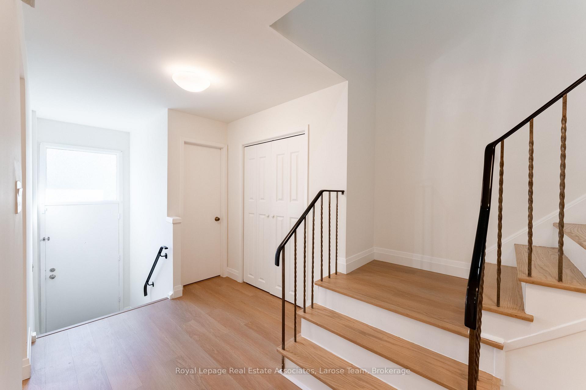 Photo 19 of 58 Silver Shadow Path, Etobicoke, Markland Wood — HOMEH