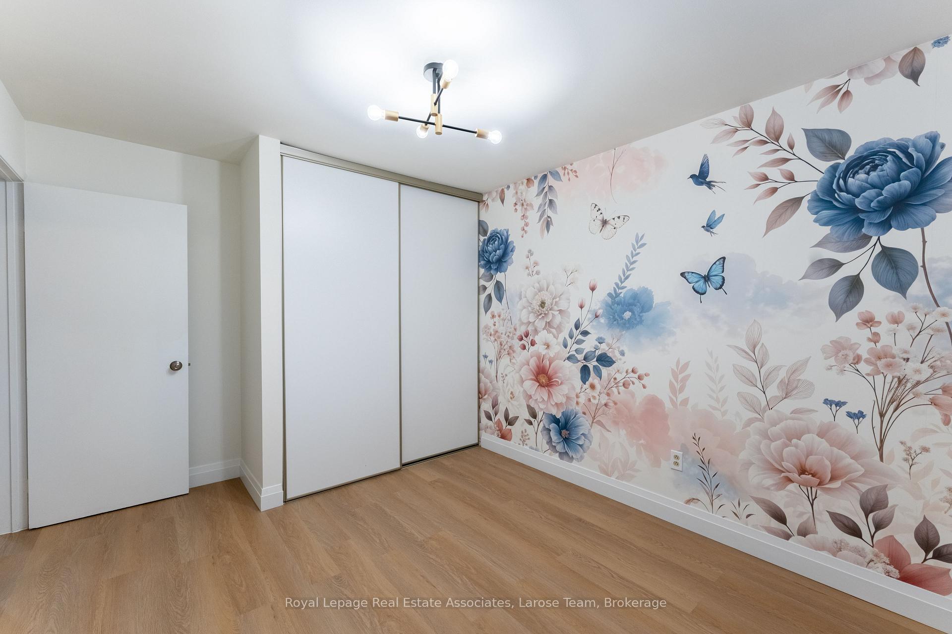 Photo 28 of 58 Silver Shadow Path, Etobicoke, Markland Wood — HOMEH