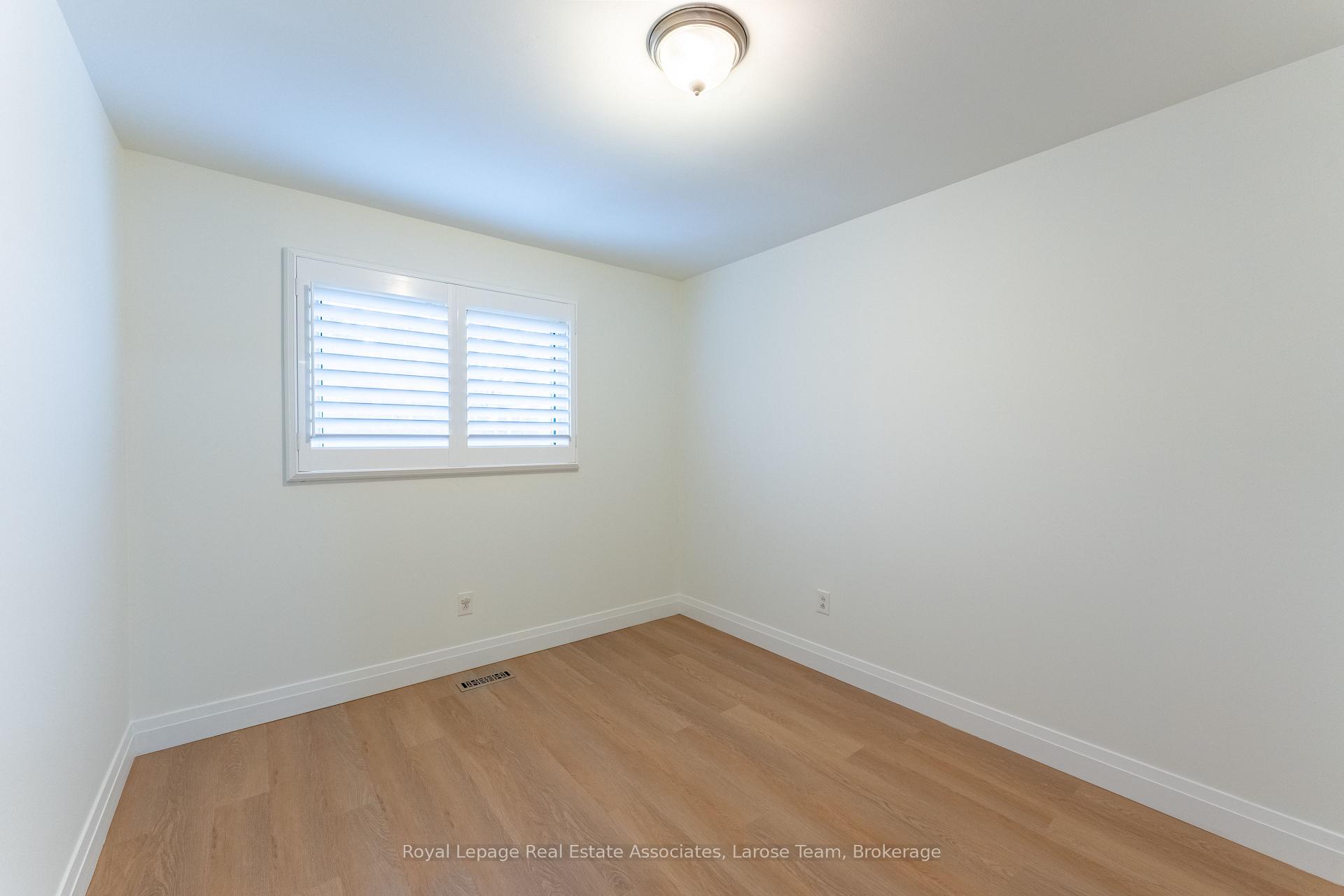 Photo 31 of 58 Silver Shadow Path, Etobicoke, Markland Wood — HOMEH