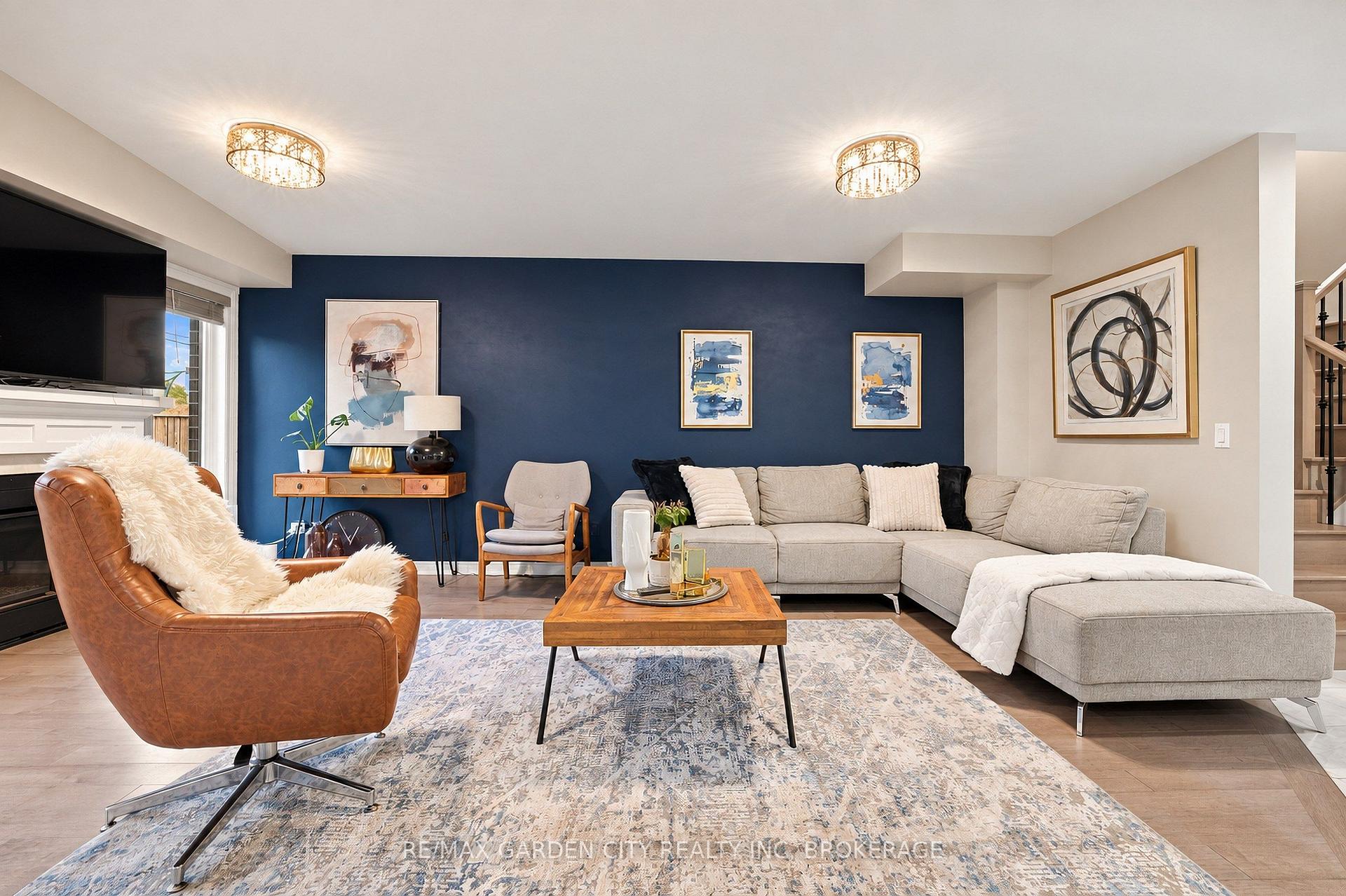 Photo 7 of 8377 Jeffrey Court, Niagara Falls, Forestview — HOMEH