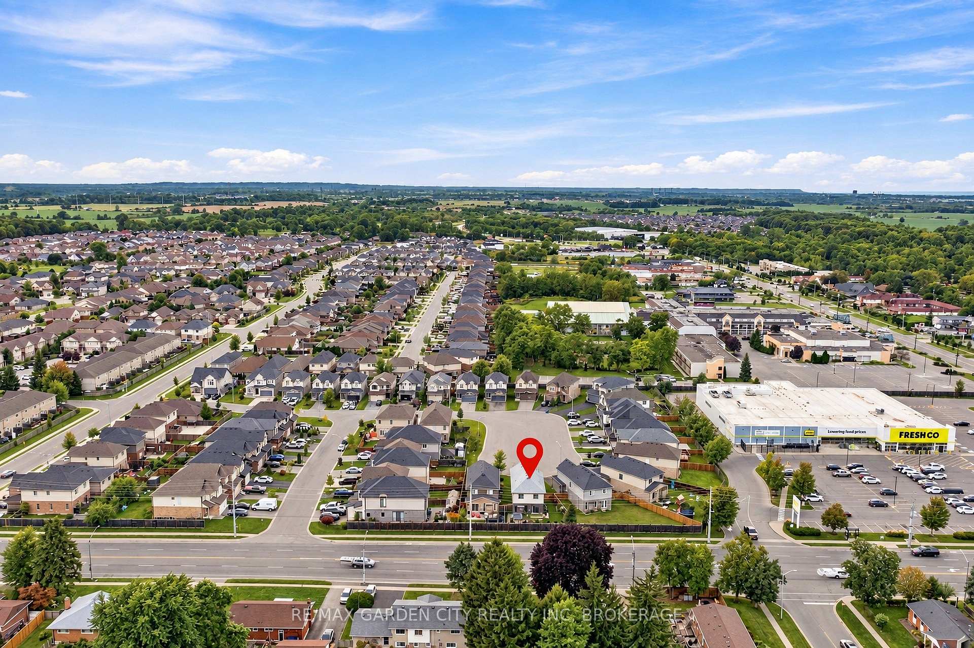 Photo 39 of 8377 Jeffrey Court, Niagara Falls, Forestview — HOMEH