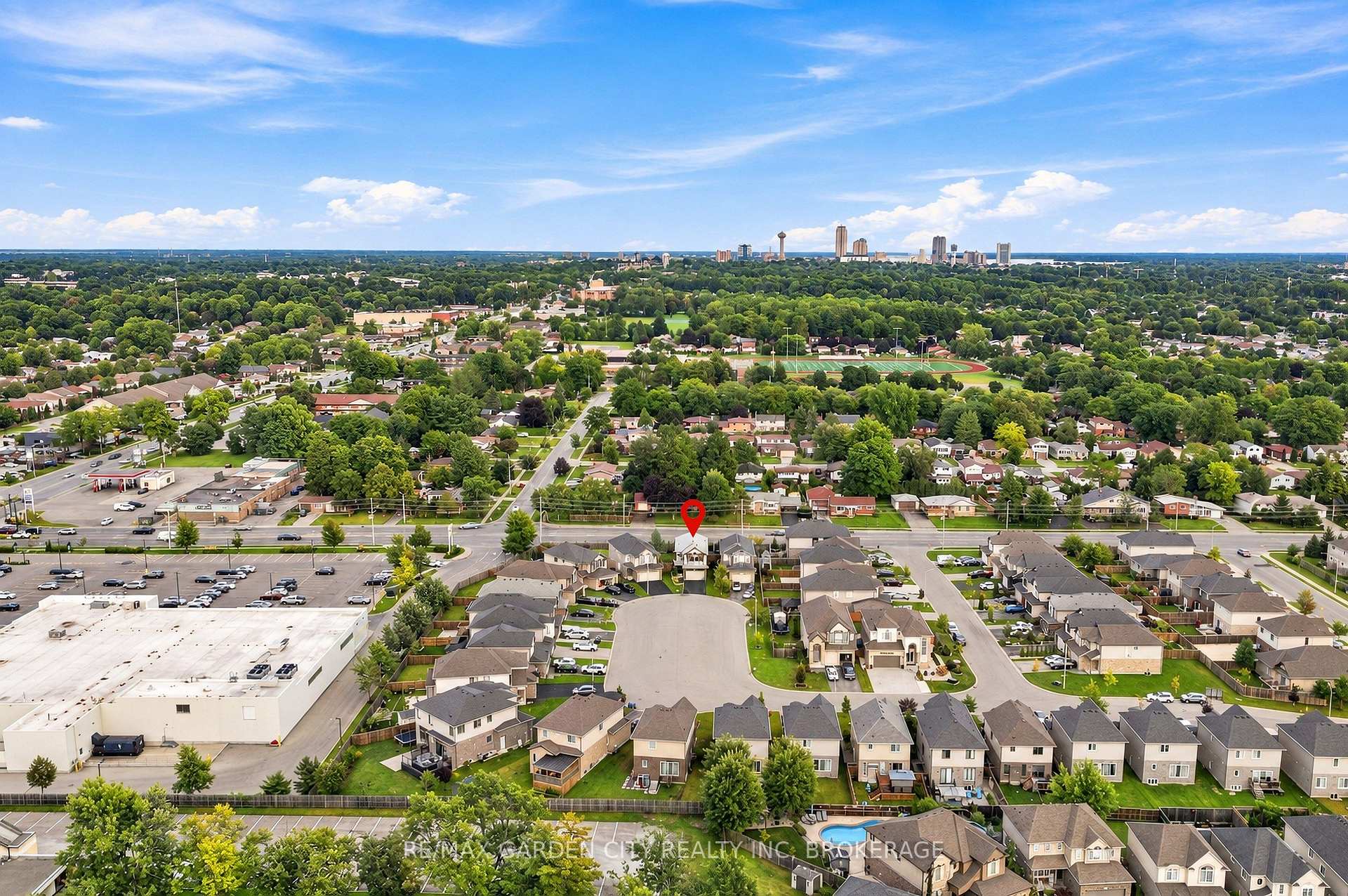 Photo 41 of 8377 Jeffrey Court, Niagara Falls, Forestview — HOMEH