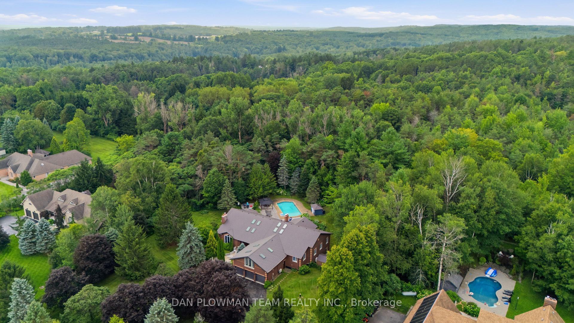 Photo 4 of 64 Woodbridge Circle, Scugog, Port Perry — HOMEH