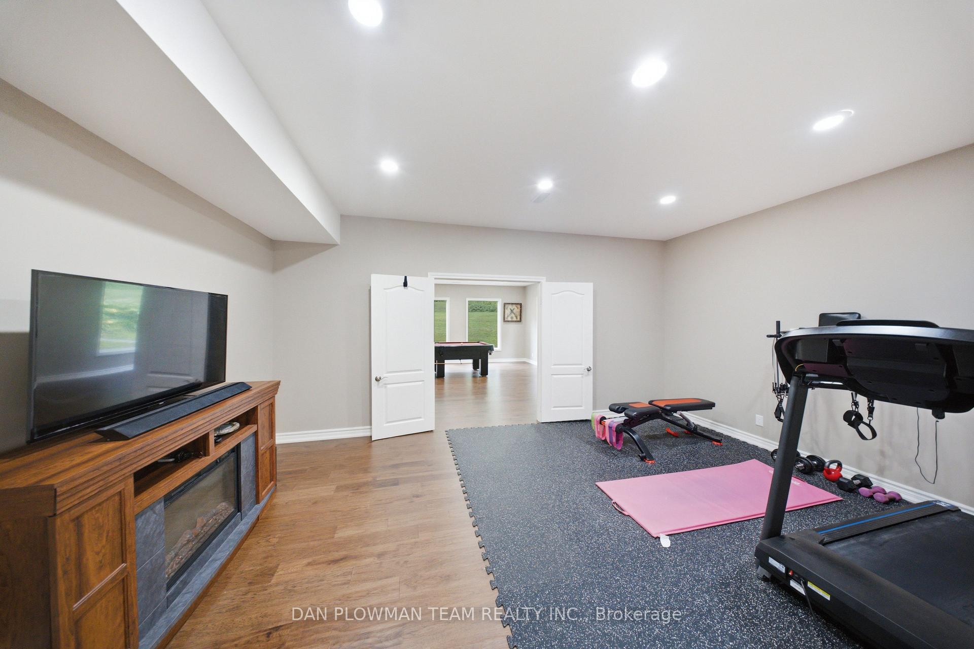 Photo 42 of 64 Woodbridge Circle, Scugog, Port Perry — HOMEH