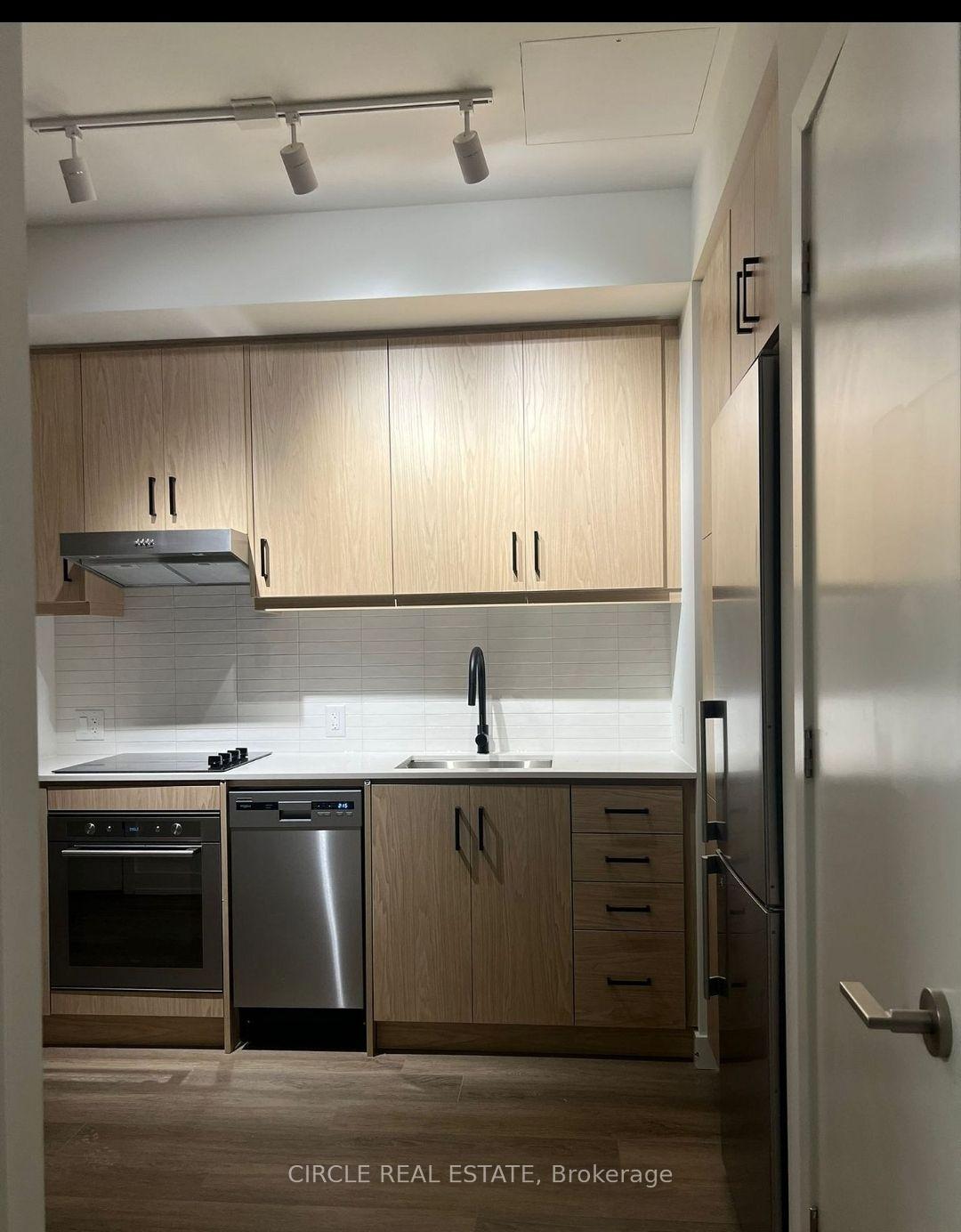 Photo 6 of Unit 508, 9 Tecumseth Street, Toronto, Niagara — HOMEH