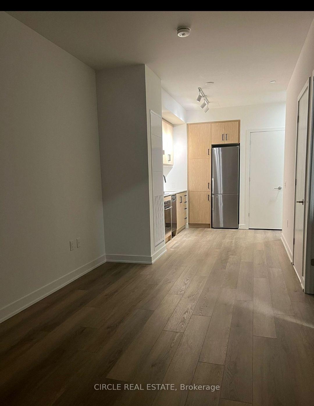 Photo 8 of Unit 508, 9 Tecumseth Street, Toronto, Niagara — HOMEH