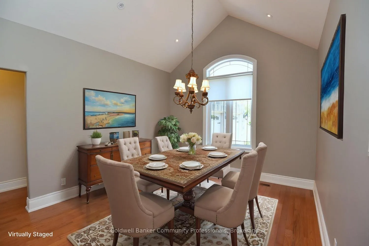 Photo 13 of 747 Centre Road, Hamilton, Rural Flamborough — HOMEH