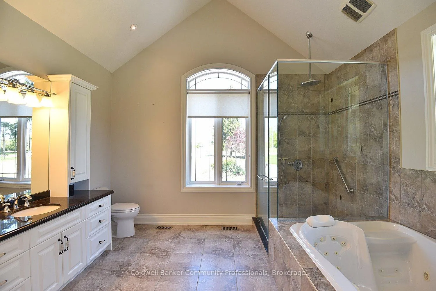 Photo 24 of 747 Centre Road, Hamilton, Rural Flamborough — HOMEH