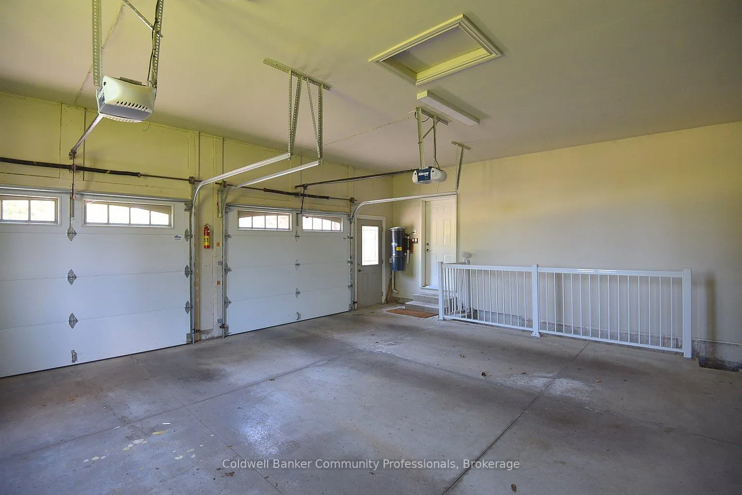 Photo 31 of 747 Centre Road, Hamilton, Rural Flamborough — HOMEH