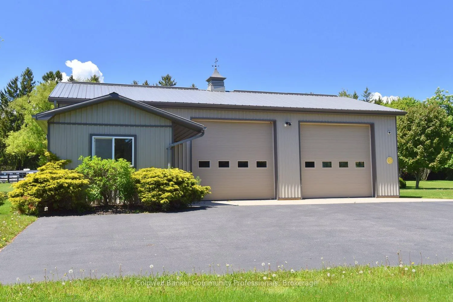 Photo 46 of 747 Centre Road, Hamilton, Rural Flamborough — HOMEH