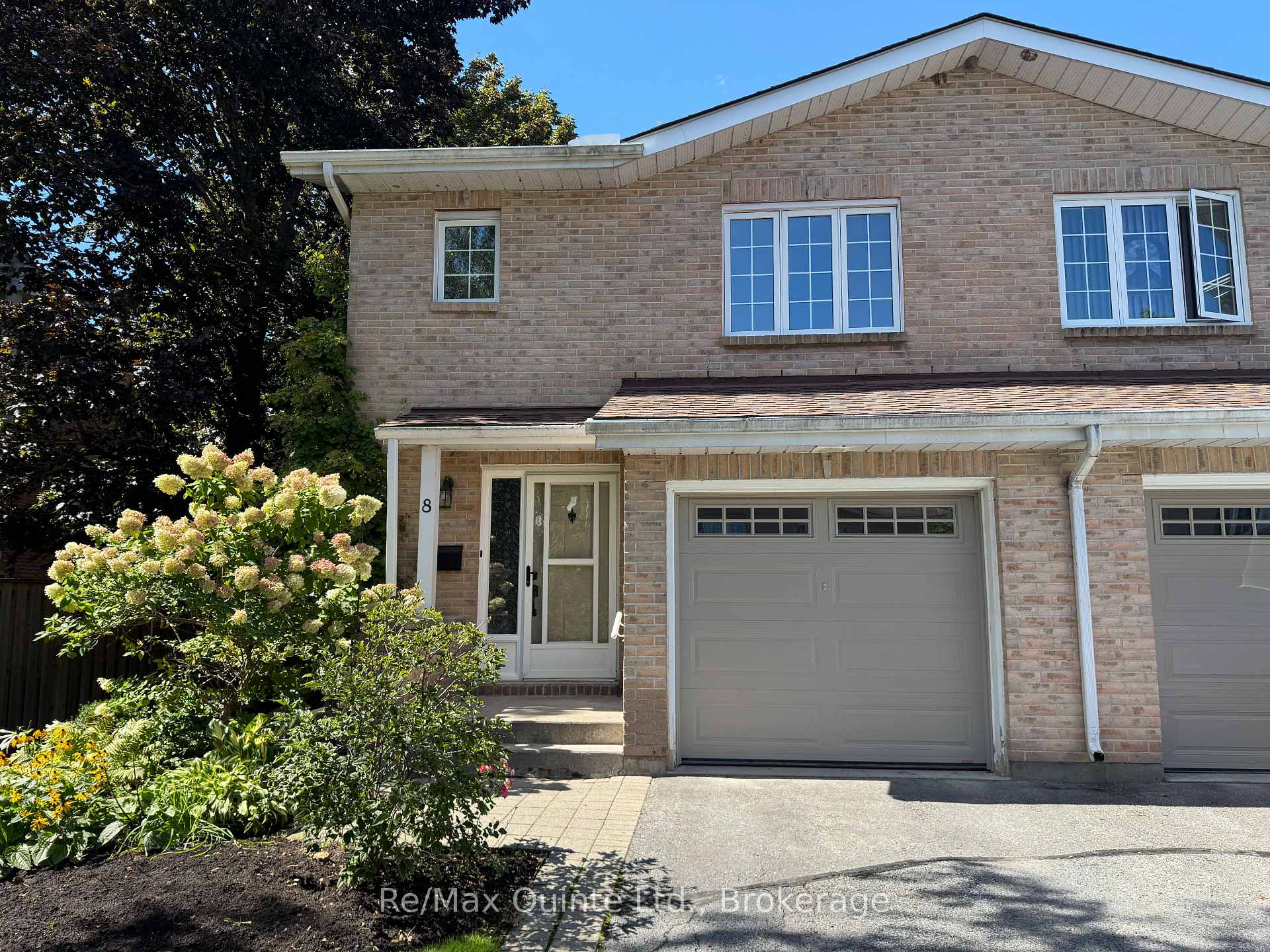 Photo 5 of Unit 8, 11 Janlyn Crescent, Belleville, Belleville Ward — HOMEH
