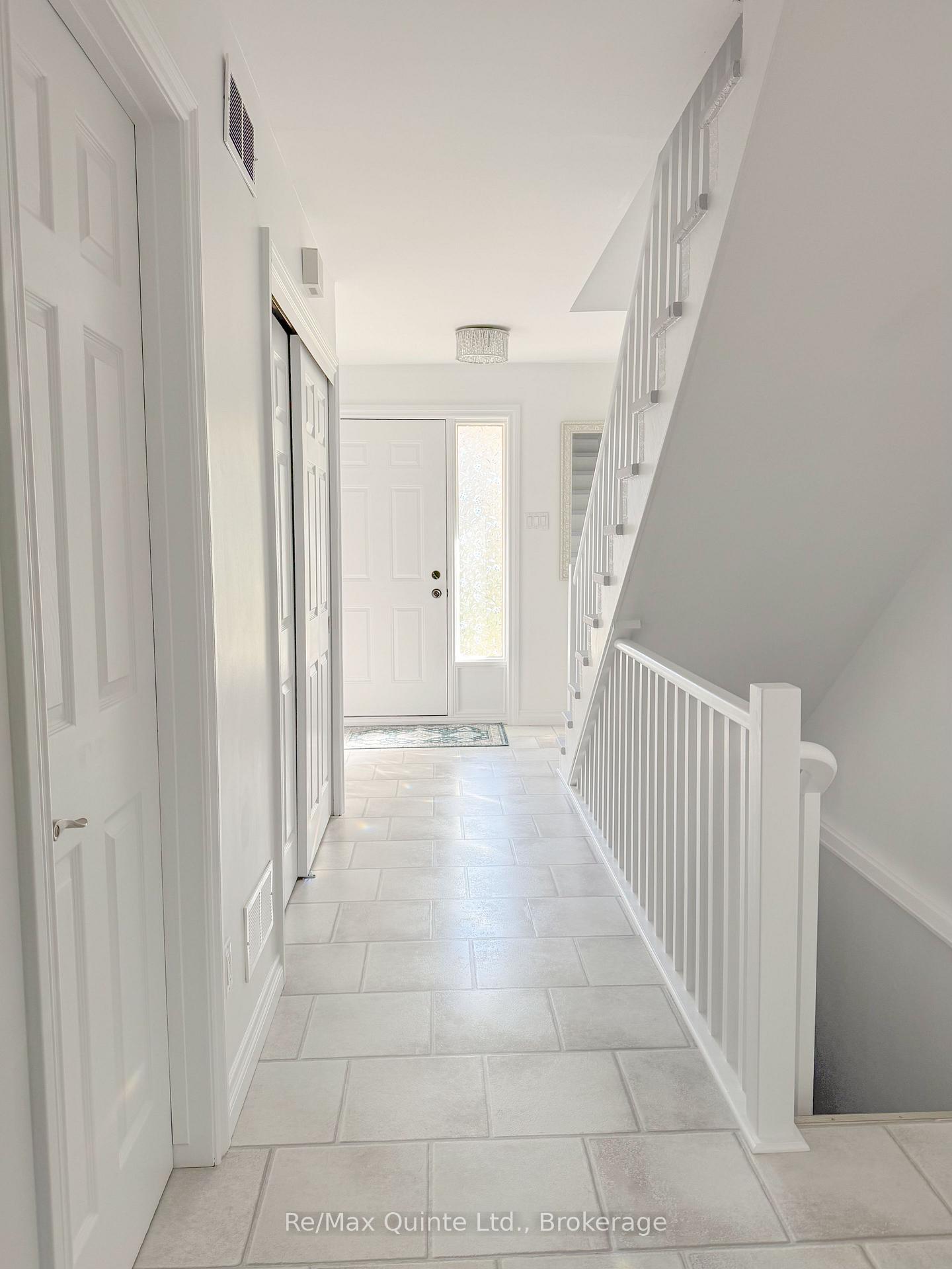 Photo 14 of Unit 8, 11 Janlyn Crescent, Belleville, Belleville Ward — HOMEH