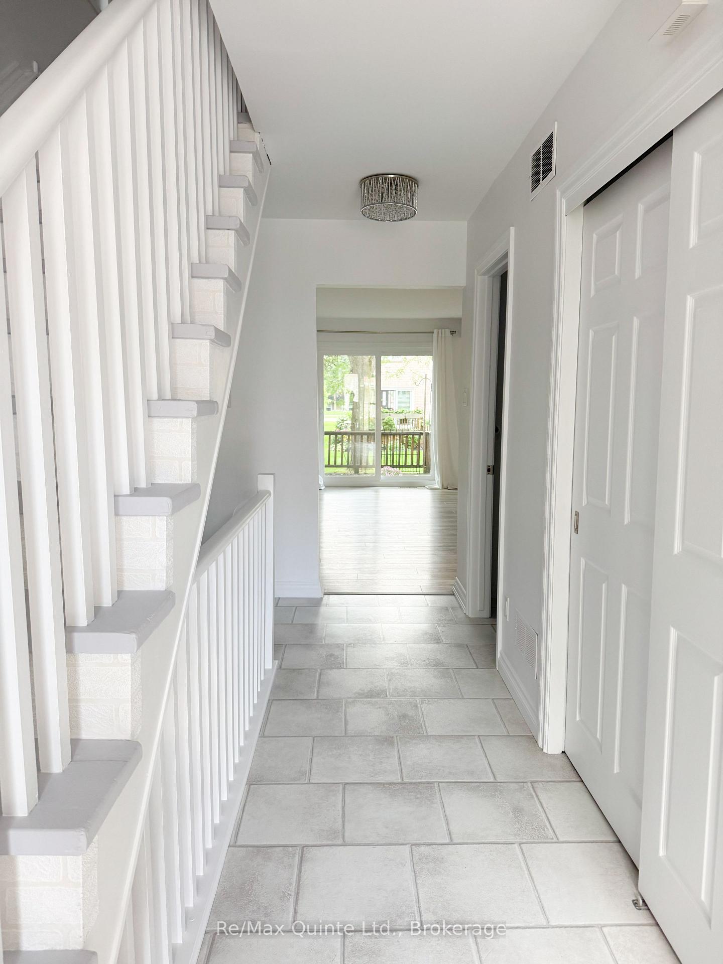 Photo 12 of Unit 8, 11 Janlyn Crescent, Belleville, Belleville Ward — HOMEH