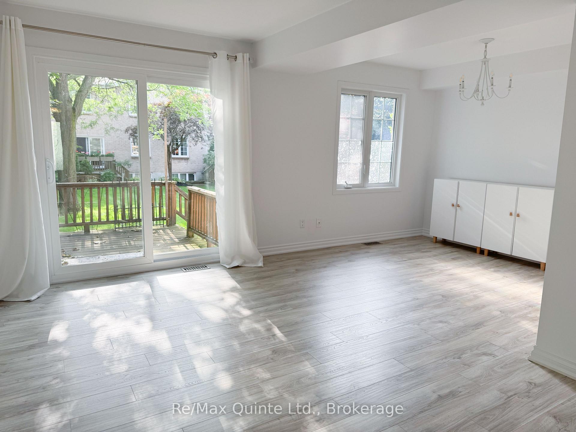 Photo 22 of Unit 8, 11 Janlyn Crescent, Belleville, Belleville Ward — HOMEH