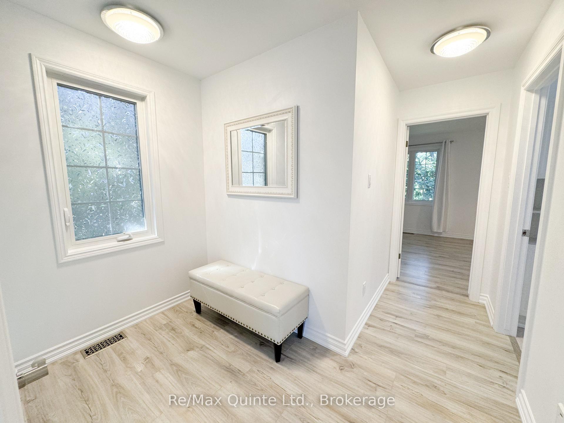 Photo 40 of Unit 8, 11 Janlyn Crescent, Belleville, Belleville Ward — HOMEH
