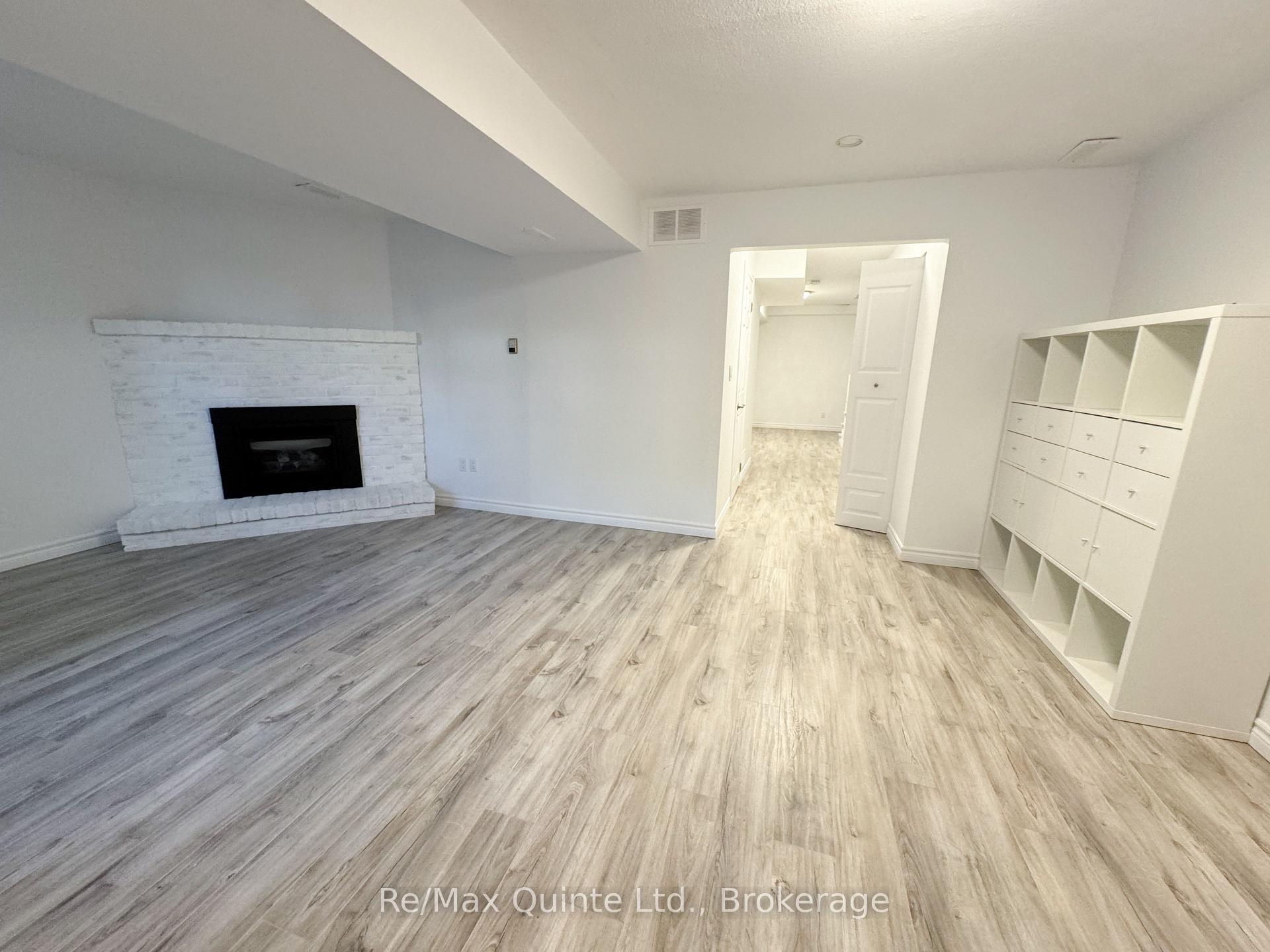 Photo 59 of Unit 8, 11 Janlyn Crescent, Belleville, Belleville Ward — HOMEH