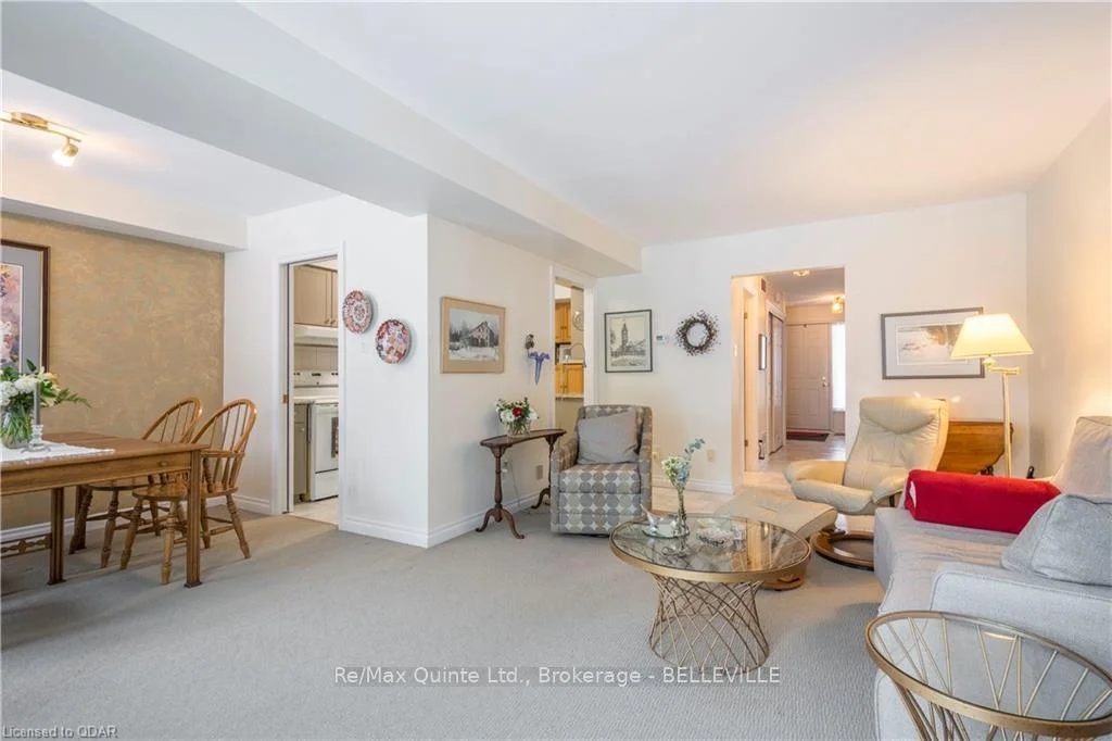 Photo 17 of Unit 8, 11 Janlyn Crescent, Belleville, Belleville Ward — HOMEH