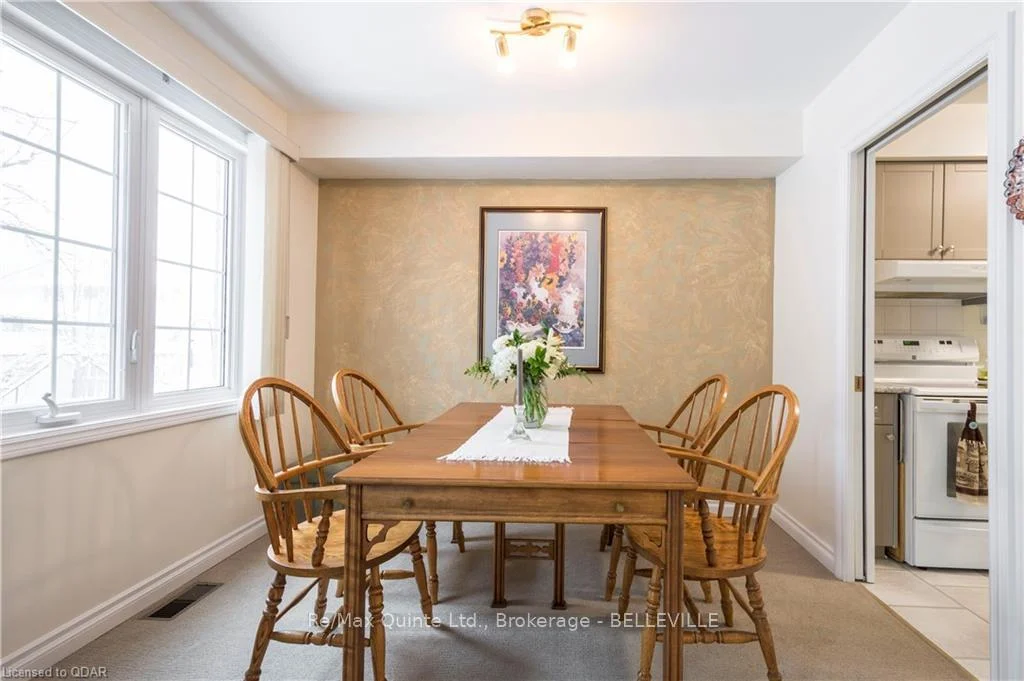 Photo 19 of Unit 8, 11 Janlyn Crescent, Belleville, Belleville Ward — HOMEH