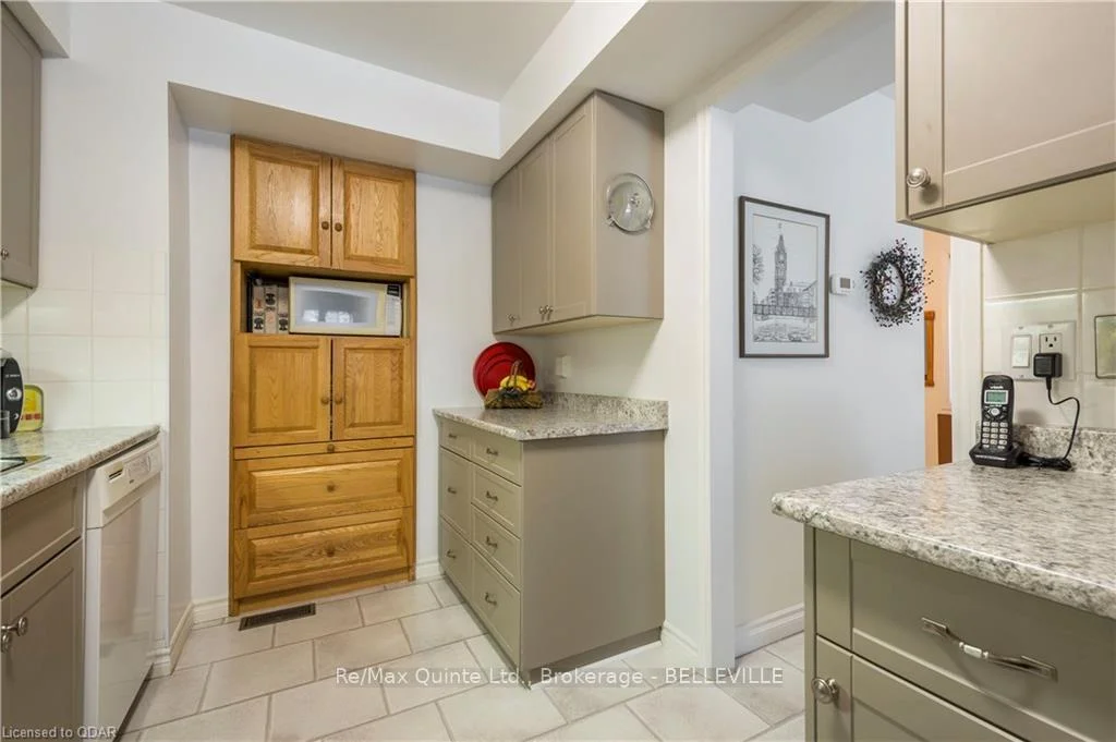 Photo 23 of Unit 8, 11 Janlyn Crescent, Belleville, Belleville Ward — HOMEH