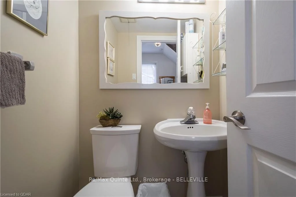 Photo 28 of Unit 8, 11 Janlyn Crescent, Belleville, Belleville Ward — HOMEH