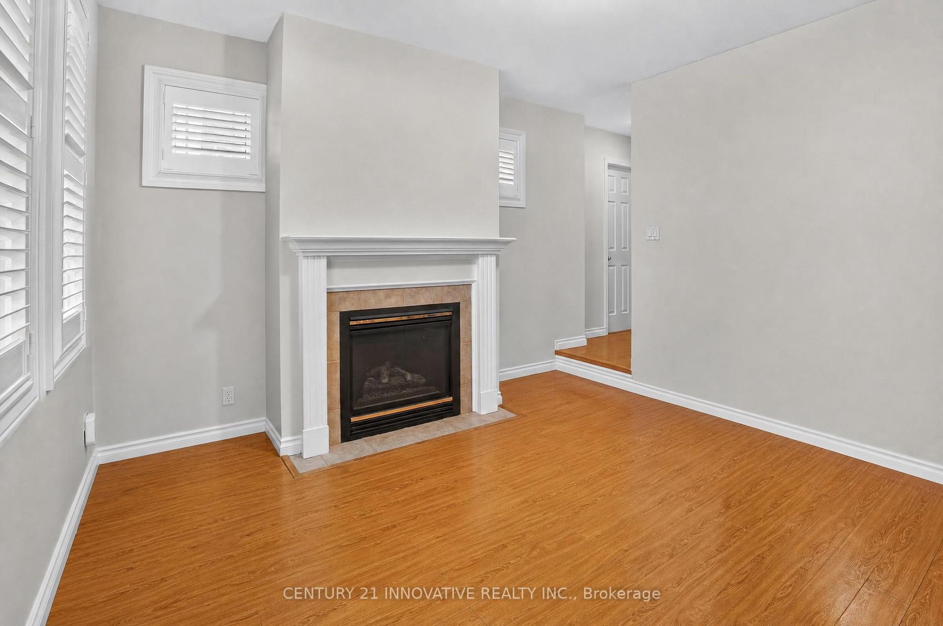 Photo 19 of 160 Sophia Road, Markham, Middlefield — HOMEH