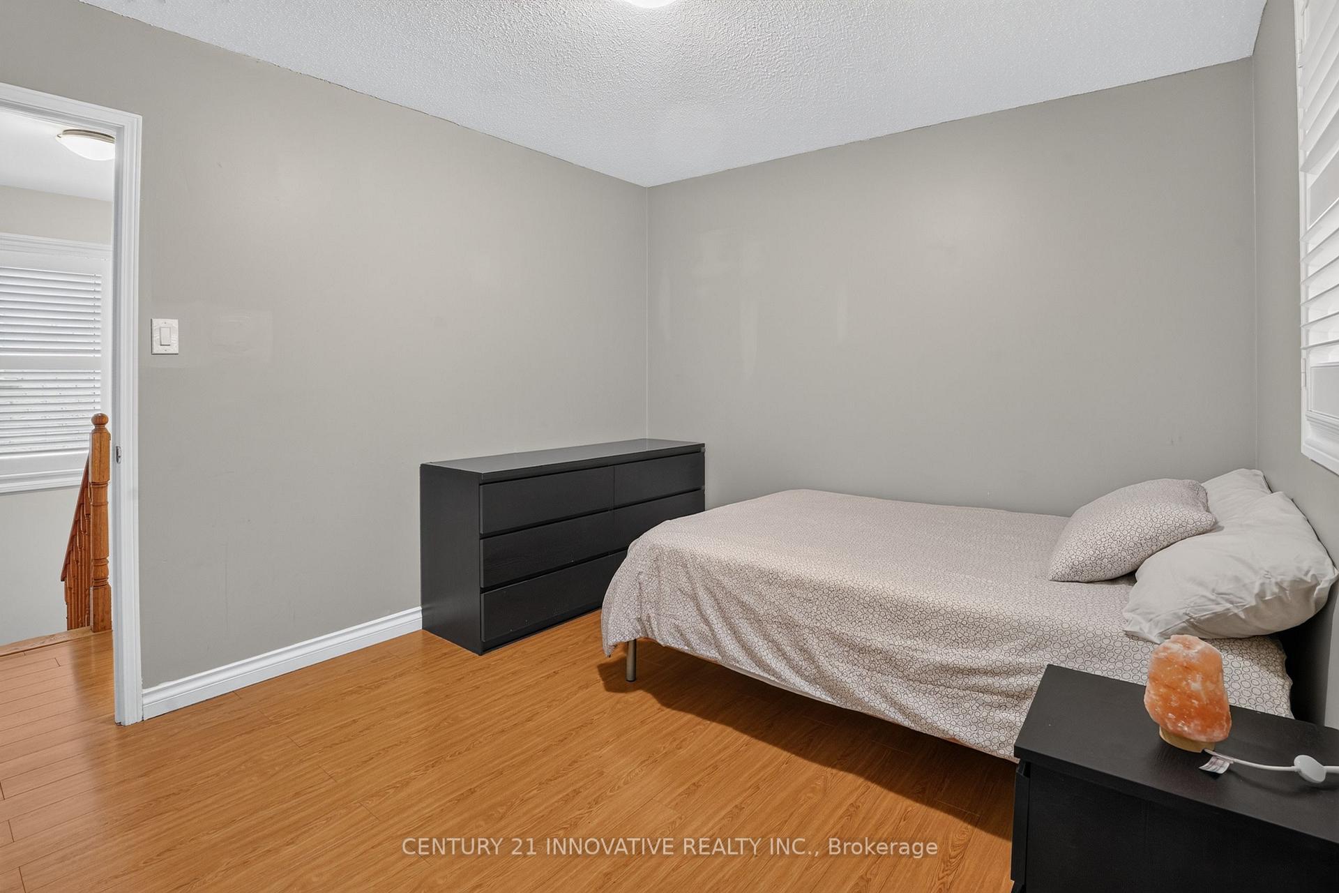 Photo 21 of 160 Sophia Road, Markham, Middlefield — HOMEH