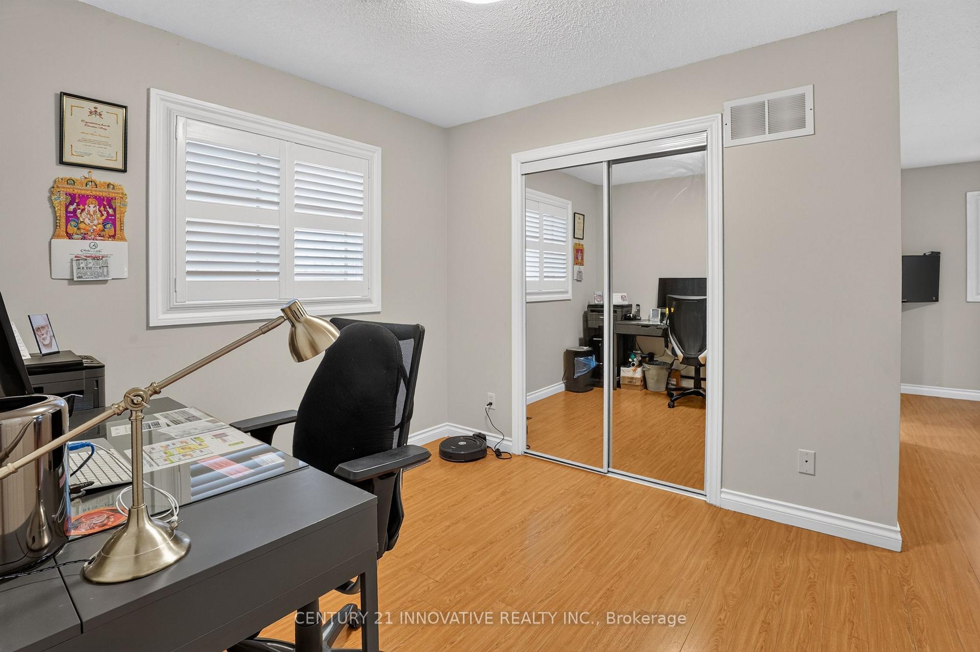 Photo 23 of 160 Sophia Road, Markham, Middlefield — HOMEH