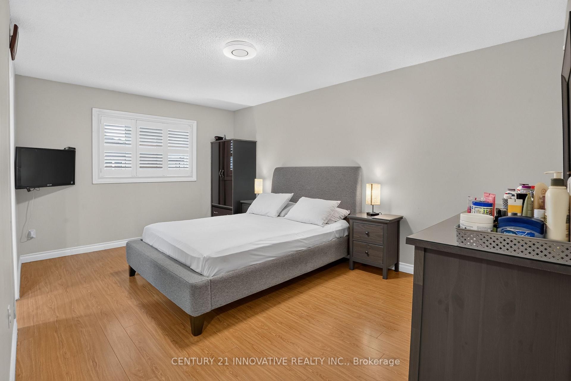 Photo 24 of 160 Sophia Road, Markham, Middlefield — HOMEH
