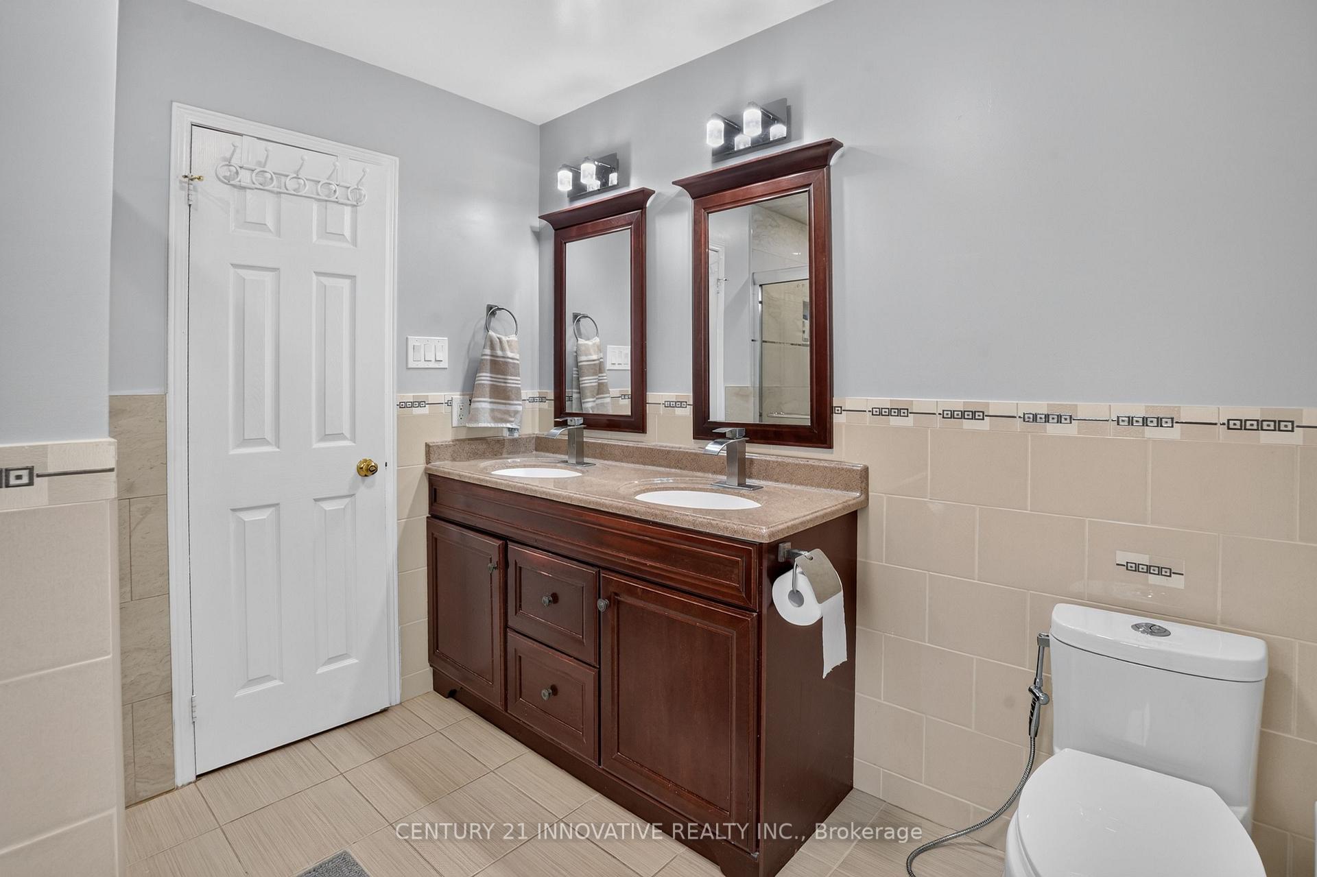 Photo 26 of 160 Sophia Road, Markham, Middlefield — HOMEH
