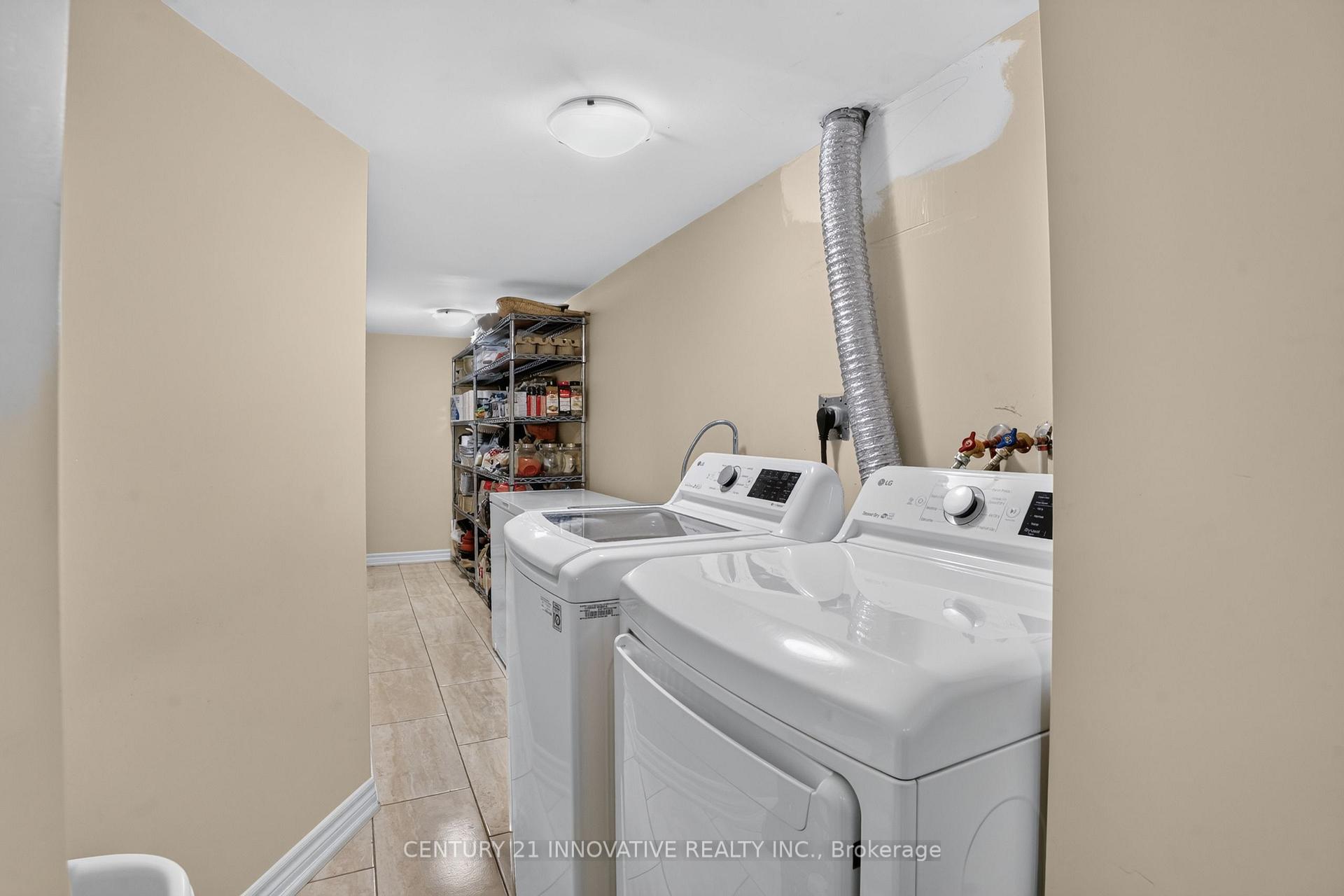 Photo 33 of 160 Sophia Road, Markham, Middlefield — HOMEH