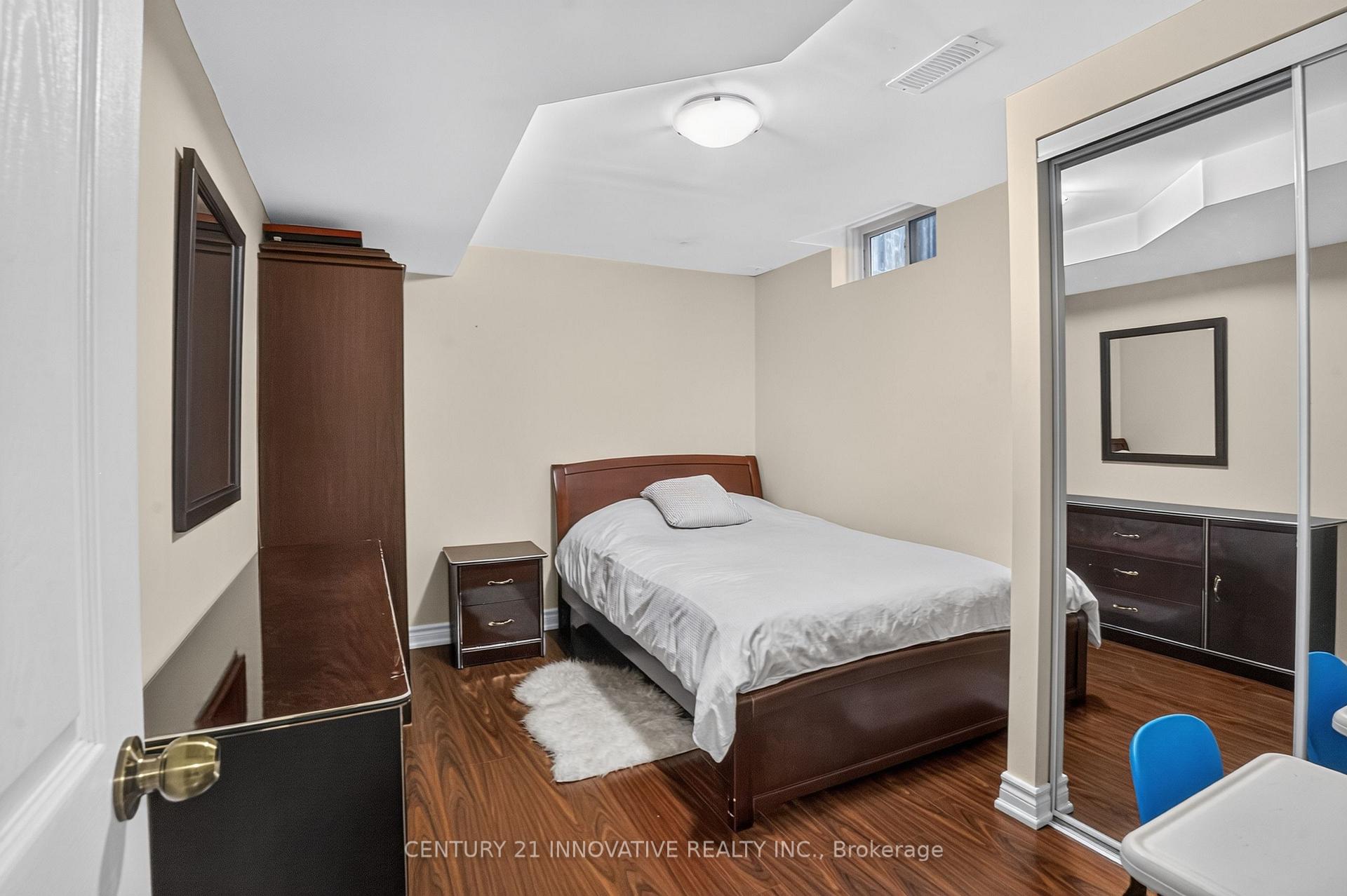 Photo 36 of 160 Sophia Road, Markham, Middlefield — HOMEH