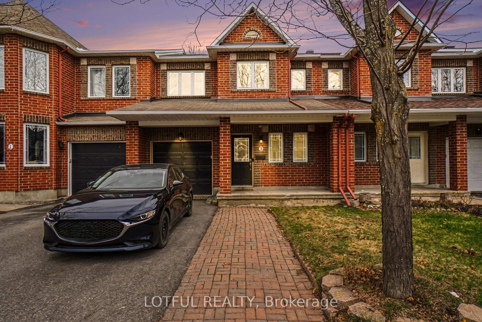 Photo 1 of 3 Collington Street, Ottawa, Barrhaven East — HOMEH