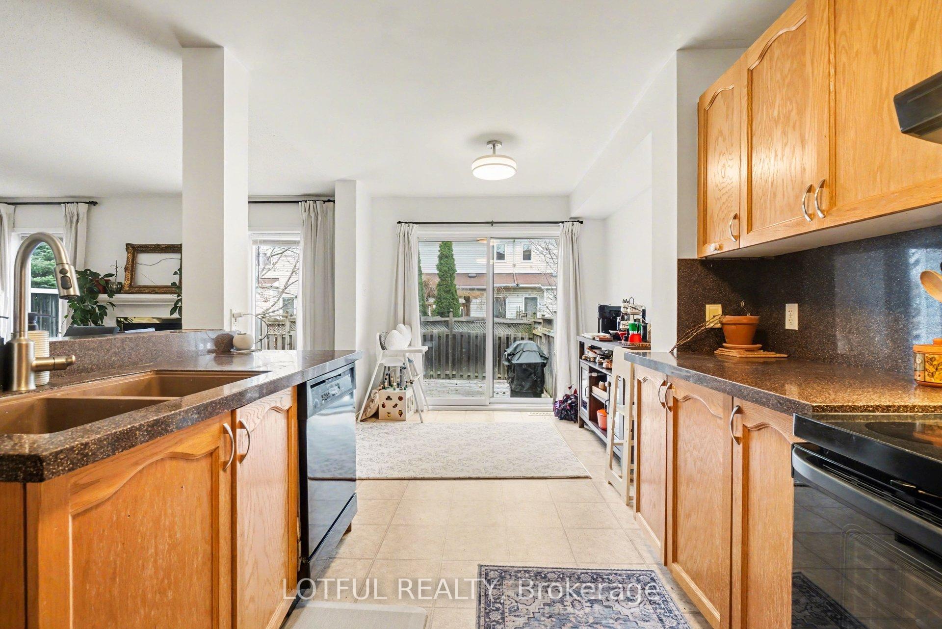 Photo 11 of 3 Collington Street, Ottawa, Barrhaven East — HOMEH