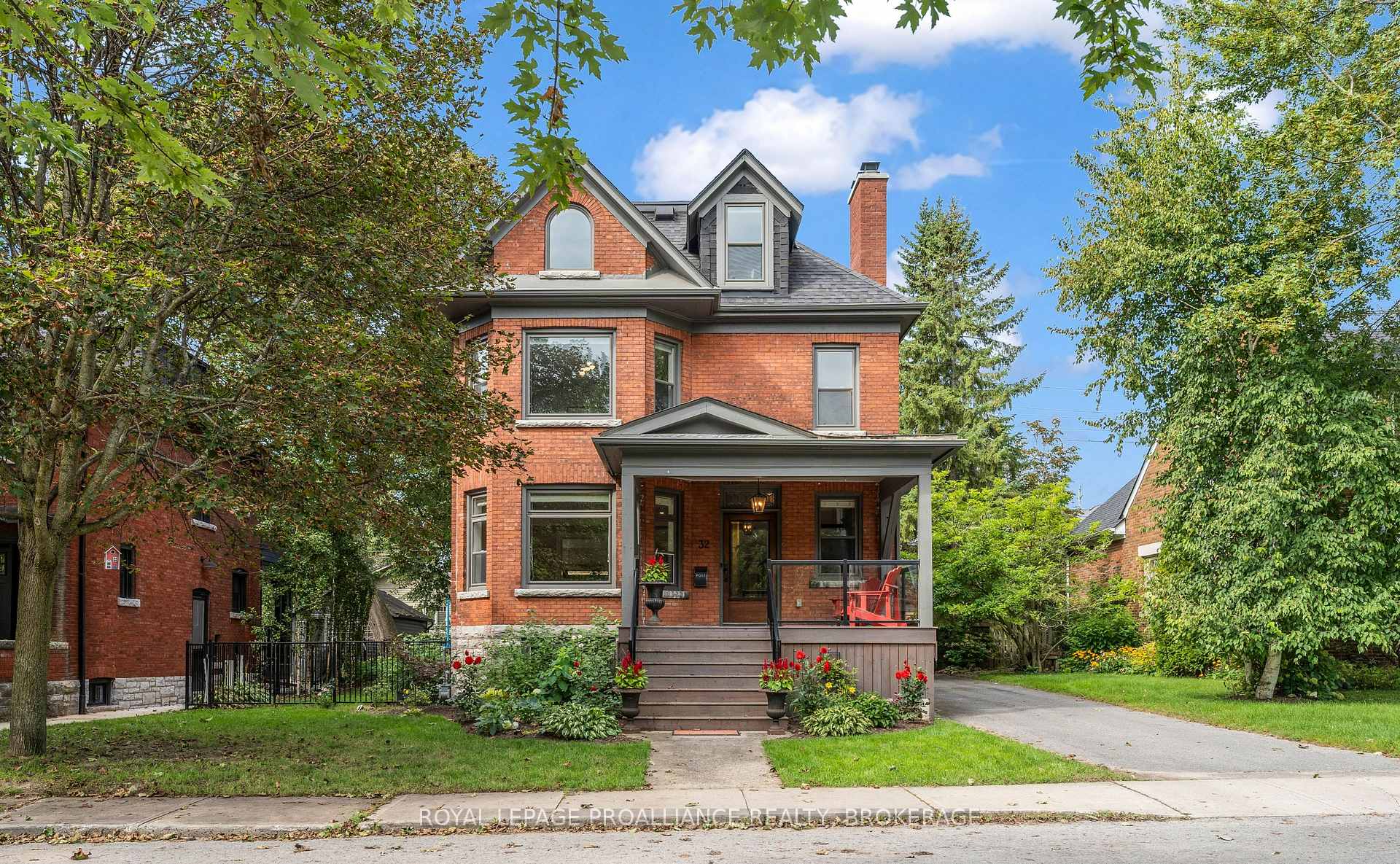 Photo 1 of 32 Kensington Avenue, Kingston, Central City East — HOMEH