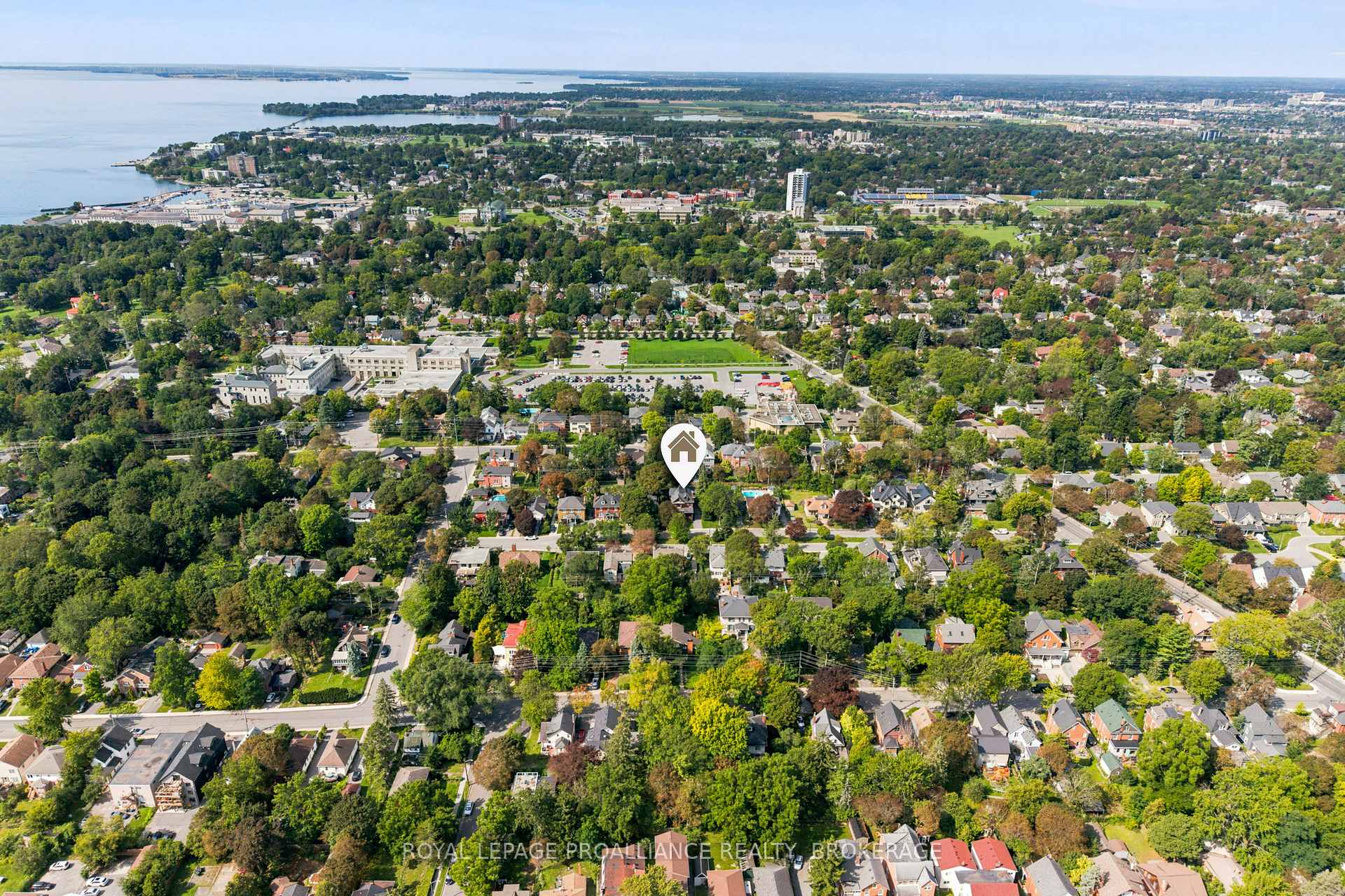 Photo 3 of 32 Kensington Avenue, Kingston, Central City East — HOMEH