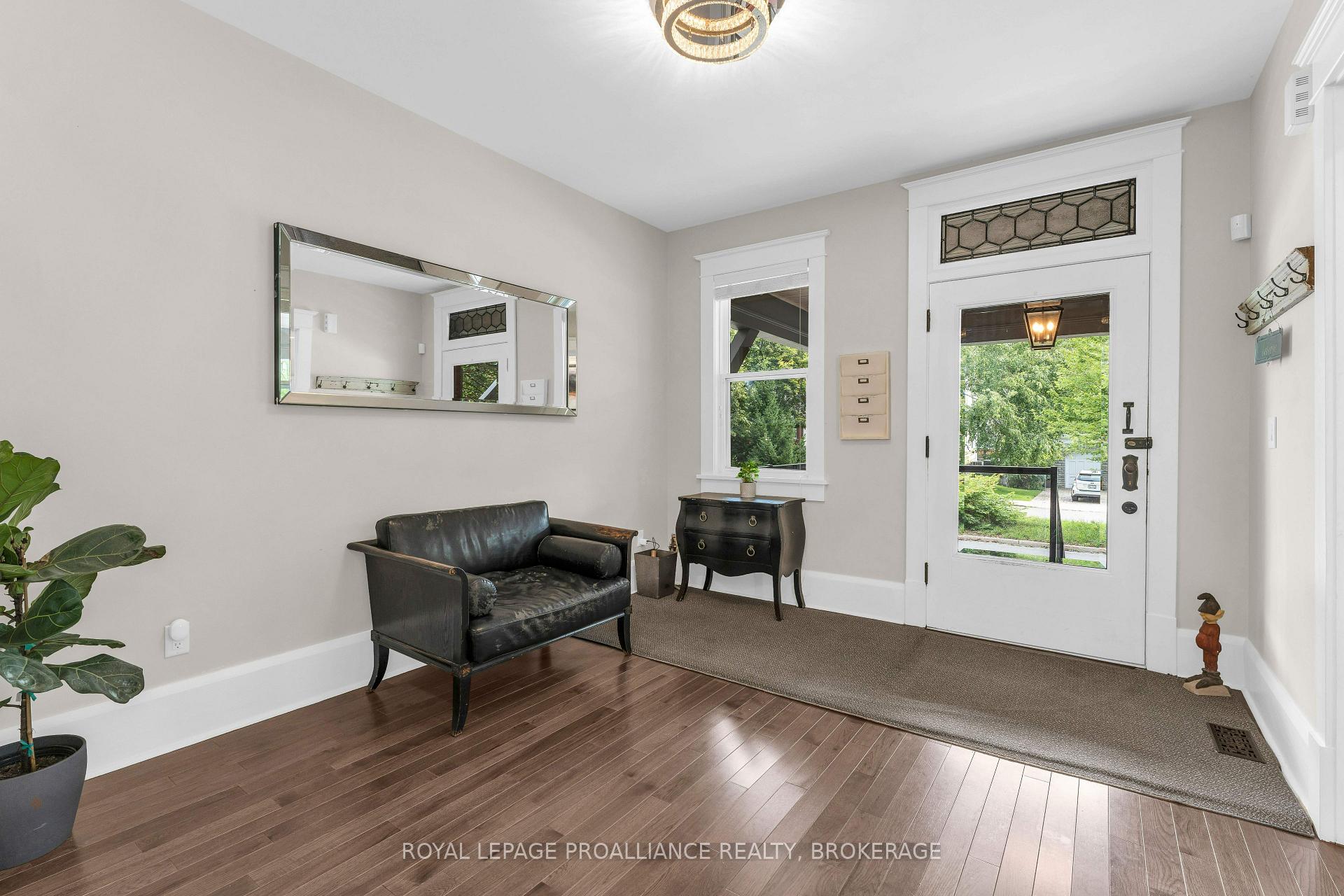 Photo 8 of 32 Kensington Avenue, Kingston, Central City East — HOMEH