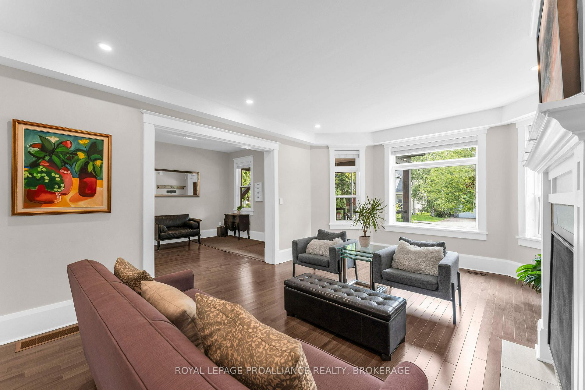 Photo 12 of 32 Kensington Avenue, Kingston, Central City East — HOMEH